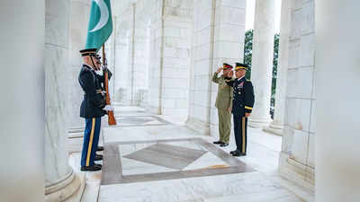 पाकिस्‍तानी सेना प्रमुख को अमेरिका ने दिया झटका, रक्षा मंत्रालय ने साधी चुप्‍पी, विदेश मंत्री ने नहीं की मुलाकात