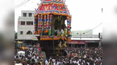 தான்தோன்றிமலை புரட்டாசி திருவிழா - தேரை வடம் பிடித்த ஆயிரக்கணக்கான பக்தர்கள்