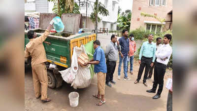 என்னண்ணே இது? ரெய்டு விட்ட கோவை ஆணையர்... துறுதுறு பணியாளர்கள்!