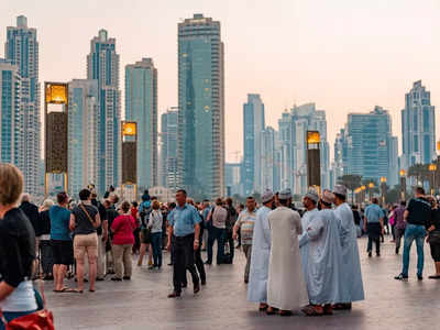 Dubai Job: दुबईला नोकरी करणं झालंय सोप्प, फक्त हे १० नियम लक्षात ठेवा