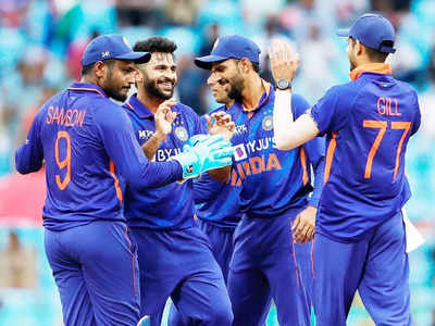 India vs South Africa 1st Innings : জঘন্য ফিল্ডিং ধাওয়ানদের, বৃষ্টিবিঘ্নিত ম্যাচে রানের পাহাড় দক্ষিণ আফ্রিকার