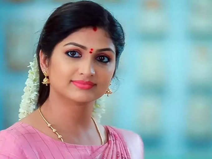 TV Actress Dhivya