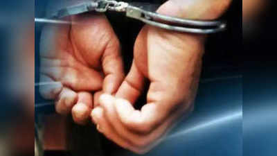 Ambedkarnagar News: गैंगरेप की शिकार नाबालिग की आत्महत्या के मामले में चाची सहित 2 गिरफ्तार, 1 पुलिसकर्मी निलंबित