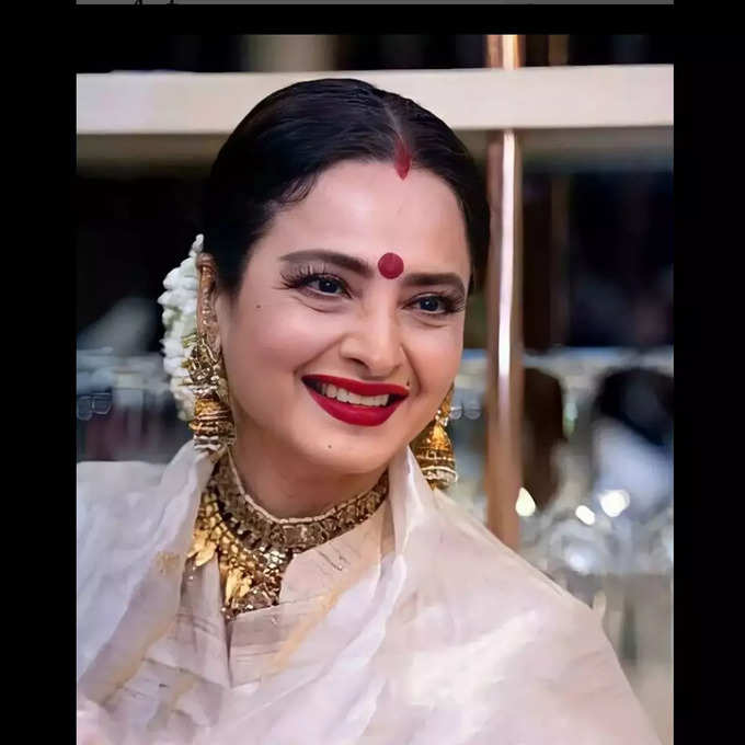 rekha now