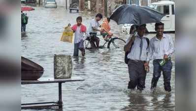 Lucknow School Closed : लखनऊ में भारी बारिश के चलते सोमवार को बंद रहेंगे स्कूल, डीएम ने घोषित की छुट्टी