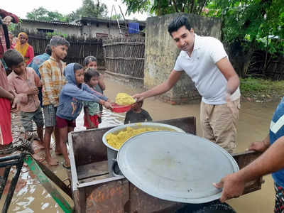 बहराइच के 60 गावों में बाढ़ का कहर, ग्रामीण छप्पर पर बैठने को मजबूर, खाने का ठिकाना तक नहीं