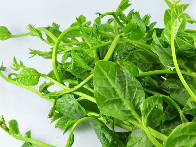 ​৫. পালংশাক খেলেও কমে অর্শ (Spinach)