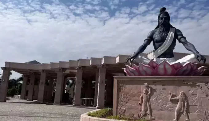 ఉజ్జయినిలో మహాకాళేశ్వర్ కారిడార్‌ను ప్రారంభించిన ప్రధాని మోదీ