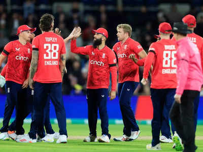 Aus vs Eng Highlights: वर्ल्ड चैंपियन ऑस्ट्रेलिया का लचर प्रदर्शन, इंग्लैंड ने लगातार दूसरे टी20 में हराकर जीती सीरीज