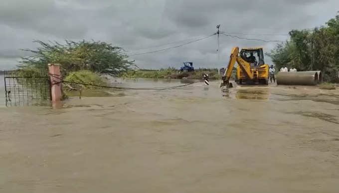 అనంతపురం జిల్లాను ముంచెత్తిన వాన