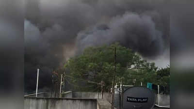 Ranchi news:  एयरटेल कंपनी के वेयरहाउस में लगी भीषण आग, दमकल की 9 गाड़ियों की मदद से पाया जा सका काबू