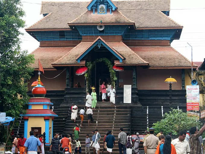 ​Thiruvaranmula Sree Parthasaradhi Temple