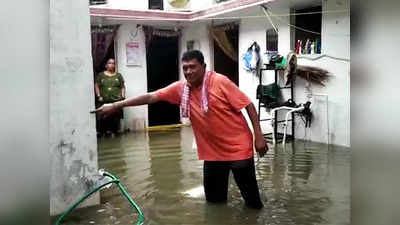 Rain in Raichur - ರಾಯಚೂರಲ್ಲಿ ಭಾರಿ ಮಳೆ: ಮನೆಗಳಿಗೆ ನೀರು ನುಗ್ಗಿ ನಿಲ್ಲಲೂ ಕೂರಲೂ ಜಾಗವಿಲ್ಲದಂತಾಯ್ತು