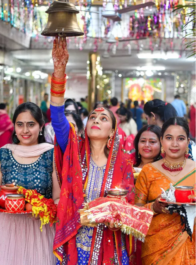 चंडीगढ़ में महिलाओं ने पूजा