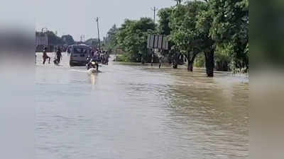 UP Floods: 214 नाव, 68 मोटर बोट...पानी में घिरे 400 गांव, राहत सामग्री को तकतीं आंखें, बाढ़ में सिसक रहा बलरामपुर