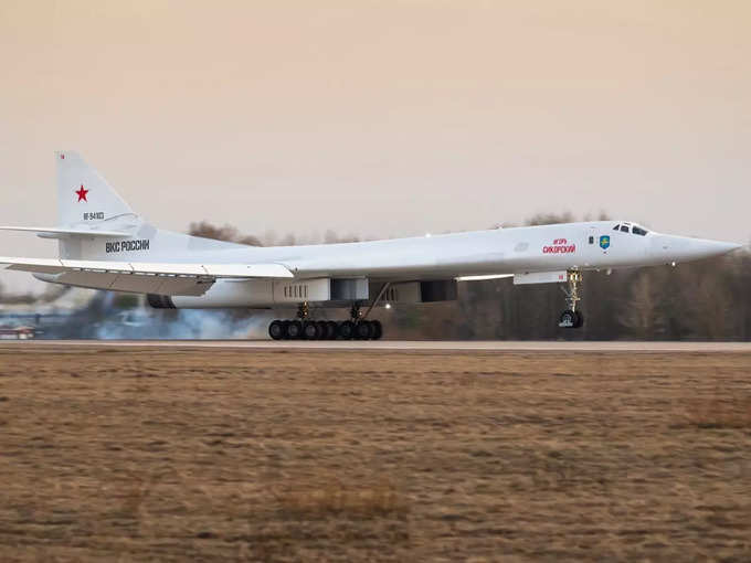 TU-160M Bomber 03