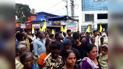 വിമാനത്താവളത്തിലേക്കുള്ള വഴി അടച്ചു, വള്ളങ്ങൾ റോഡിലിറക്കി; മത്സ്യത്തൊഴിലാളി സമരത്തിൽ സ്തംഭിച്ച് തലസ്ഥാനം