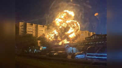 रूस का सुखोई-34 फाइटर जेट क्रैश, रिहायशी बिल्डिंग पर गिरा, पांच फ्लोर पूरी तरह आग की चपेट में