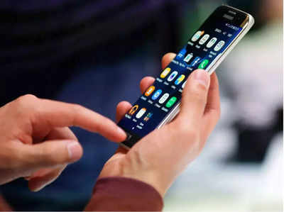 Smartphones : दिवाली के बाद महंगे हो जाएंगे बजट फोन, जानिए कितने बढ़ेंगे दाम