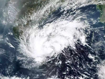 Cyclone In Bengal : চলতি মাসেই সাইক্লোনের সম্ভাবনা, কালীপুজোয় ভোগান্তি বাড়াবে বৃষ্টি!