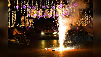 Diwali 2022: दिवाली पर जुगाड़ से भी जुआ खेला तो खैर नहीं, दिल्ली पुलिस की चेतावनी सुन लीजिए