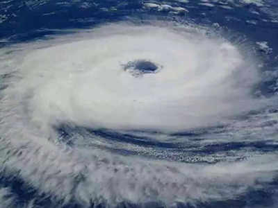 West Bengal Cyclone Sitrang: শক্তি বাড়িয়ে নিম্নচাপের রূপ নিল ঘূর্ণাবর্ত, সাইক্লোনের পূর্বাভাসে সতর্ক নবান্ন