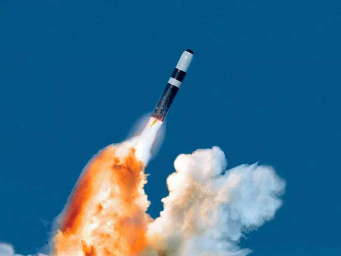 ट्राइडेंट डी5 मिसाइल में तैनात किए जा सकते हैं 14 एटम बम