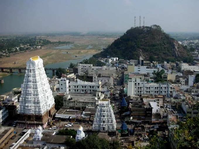 ​శ్రీకాళహస్తి ఆలయం(Srikalahasti Temple)..