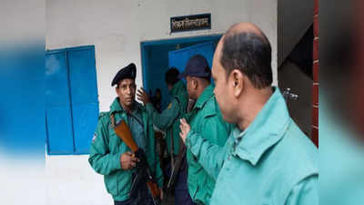 Bangladesh: షాపులో చోరీ చేసి... తప్పించుకోవడానికి పోలీసులనే సాయం కోరాడు