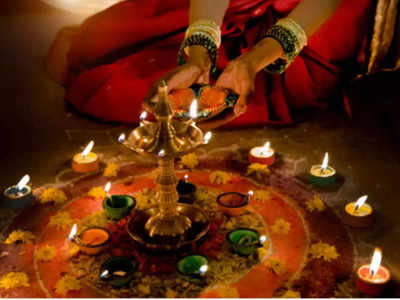 Happy Choti Diwali 2023 Wishes, Quotes: इन संदेशों के साथ भेजें छोटी दिवाली की शुभकामनाएं