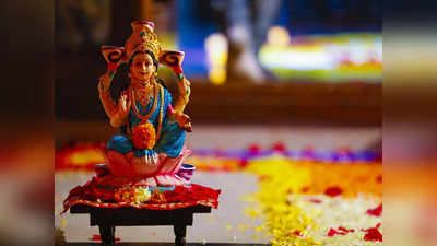 देवी लक्ष्मी के पुत्रों के नाम पर रखें अपने लाडले का नाम, धन-धान्य से भर जाएगा उसका जीवन
