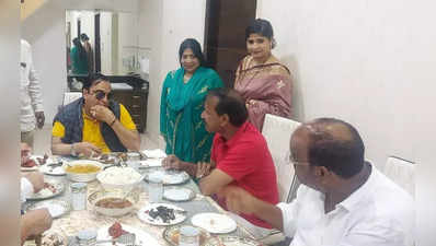 CM Ibrahim visits KGF Babus House | ಕೆಜಿಎಫ್ ಬಾಬು ನಿವಾಸಕ್ಕೆ ಸಿಎಂ ಇಬ್ರಾಹಿಂ ಭೇಟಿ: ಕುತೂಹಲ ಕೆರಳಿಸಿದ ಮಾತುಕತೆ