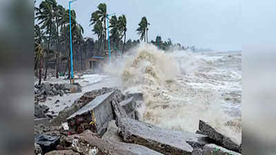 Cyclone Sitrang : सितरंग का प्रभाव शुरू, कोलकाता और उपनगरीय इलाकों में रात भर हुई हल्की बारिश, सुबह से घने बादलों से ढका आसमान