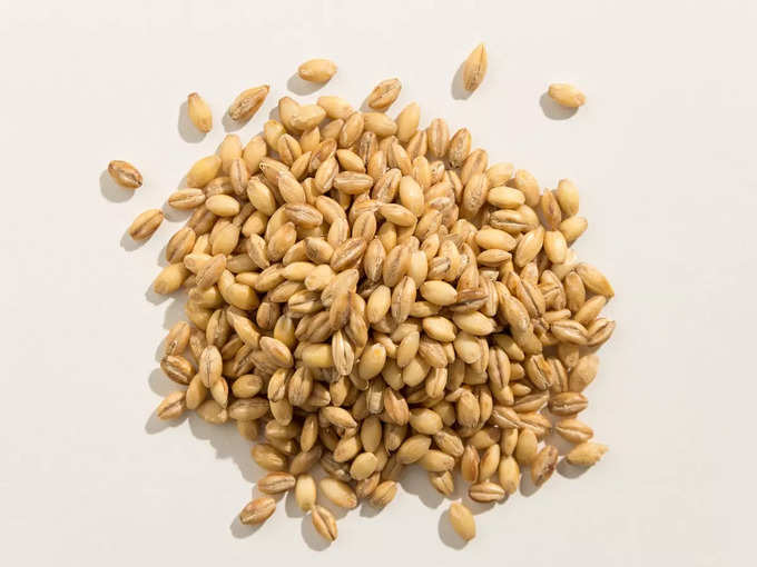 ​১. বার্লি খেতে পারেন হাই কোলেস্টেরল কমাতে (Barley)