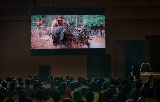 ಐದು ಭಾಷೆಗಳಲ್ಲಿ ಪ್ರದರ್ಶನ ಕಾಣುತ್ತಿರುವ ಸಿನಿಮಾ