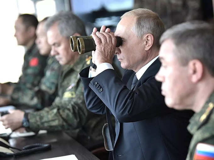 Putin Russian Forces drills