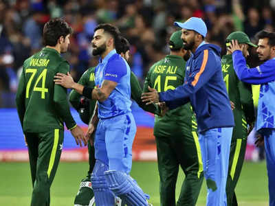 T20 World Cup: पाकिस्तान के लिए भारत ही अब एकमात्र सहारा, कैसे टीम इंडिया की मुट्ठी में है बाबर सेना की किस्मत