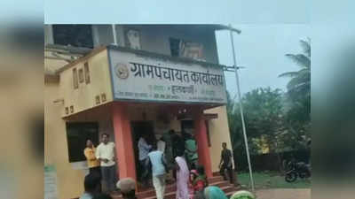 Kolhapur : दलिताच्या अंत्यविधीस विरोध, ८ तास ठेवलं अडवून; तणावामुळे पोलीस दाखल