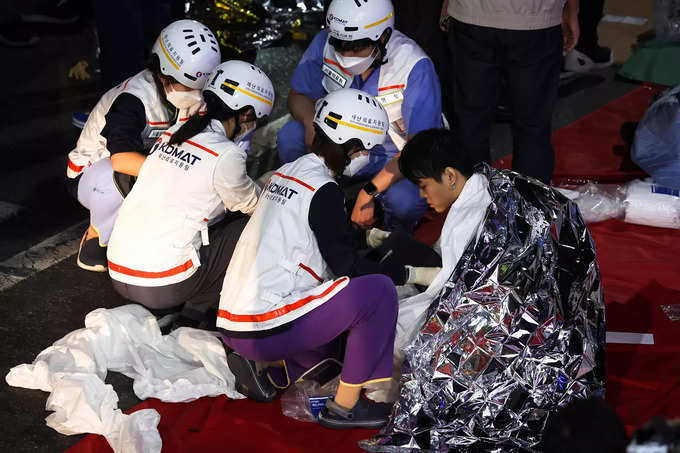 Scenes of horror in Seoul after Halloween stampede