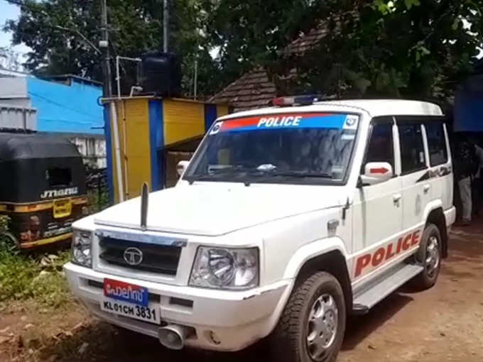 ​മാന്യമായി പെരുമാറ്റം, ആളുകളെ വീഴ്ത്താൻ മിടുക്കൻ