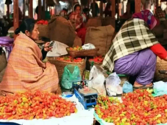 ​মণিপুরের এই জায়গাগুলি থেকেও কেনাকাটা করতে পারেন