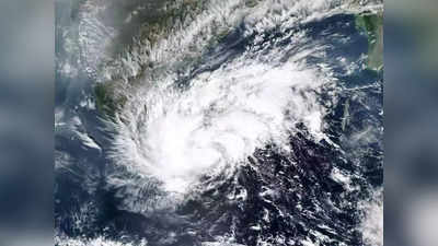 Cyclone Update : ফের বাংলার আকাশে ঘূর্ণিঝড়! চলতি মাসেই আছড়ে পড়তে পারে ম্যান্দোস