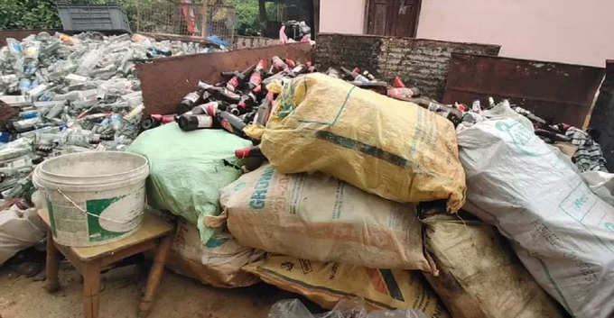 Munugode liquor sale