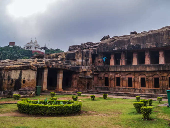 ಉದಯಗಿರಿ ಮತ್ತು ಖಂಡಗಿರಿ ಗುಹೆಗಳು