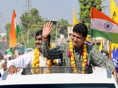 Isudan Gadhvi AAP CM Candidate: ગુજરાતમાં સીએમ કેન્ડિડેટ તરીકે કેજરીવાલે જાહેર કર્યું ઈસુદાન ગઢવીનું નામ