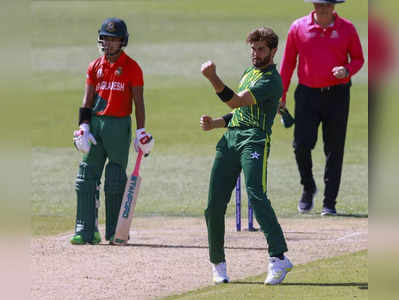 PAK vs BAN Highlights: पहले किस्मत का सहारा, फिर मैदान पर कमाल, टी20 वर्ल्ड कप के सेमीफाइनल में पाकिस्तान 