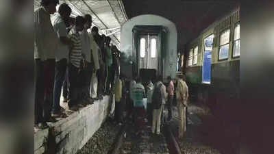 Tamil Nadu: వేగంగా వెళ్తున్న ఎక్స్‌ప్రెస్ ట్రైన్‌.. సడన్‌గా పెద్ద శబ్దం... చూసి నివ్వెరపోయిన ప్రయాణికులు