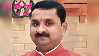 Rampur News: रामपुर जिला मंत्री पर छेड़छाड़ का आरोप, पुलिस ने गिरफ्तार कर भेजा जेल