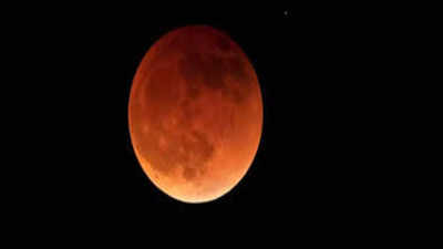 Lunar Eclipse 2022: நாளை சந்திர கிரகணத்திற்கு இருக்கன்குடி மாரியம்மன் கோவில் நடை அடைப்பு!