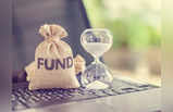 Mutual Funds सही है पण कोणता... जोखमीपासून लॉक-इन कालावधीपर्यंत सर्व काही एका क्लिकवर समजून घ्या